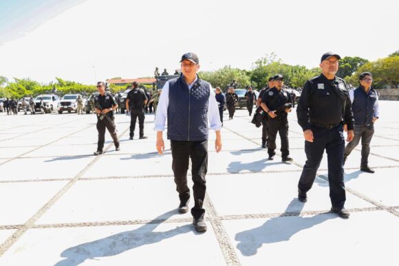 Fotografía Facebook: Bernardo Rodríguez Alamilla