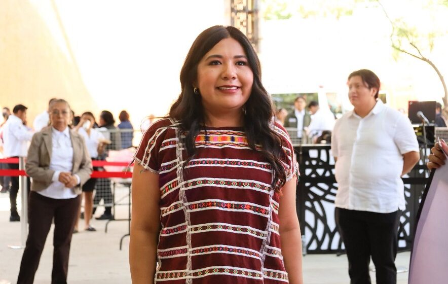 Imagen Facebook, Tania Caballero