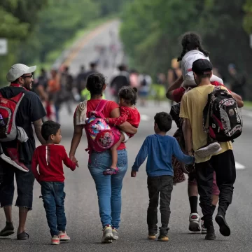 DESAFIAR EL ESTIGMA: LA DOBLE CRIMINALIZACIÓN DE LAS MUJERES MIGRANTES