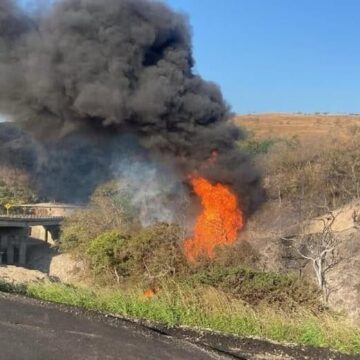 Explosión de ducto de PEMEX en el Istmo de Tehuantepec deja 3 muertos y heridos