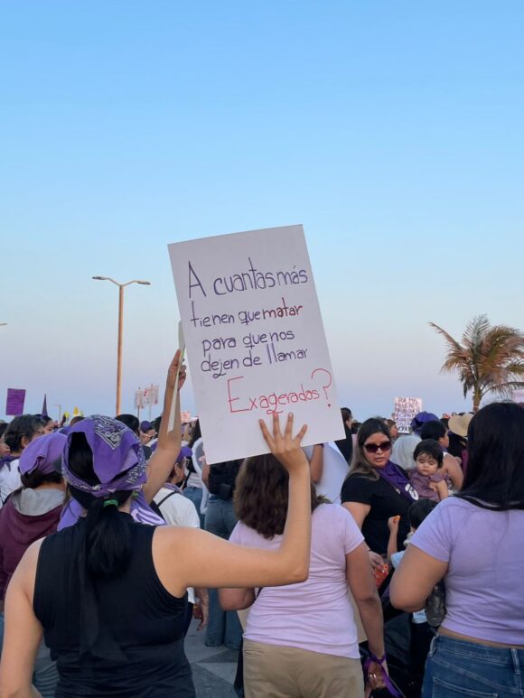 Marcha 8M_Día Internacional de la Mujer 8M: No Más Silencio